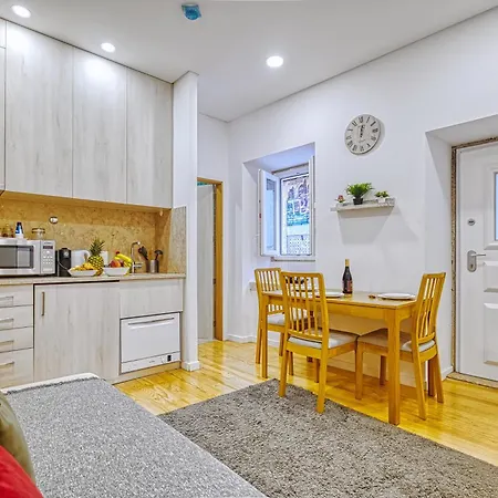 Апартаменты Downtown Retreat Лиссабон