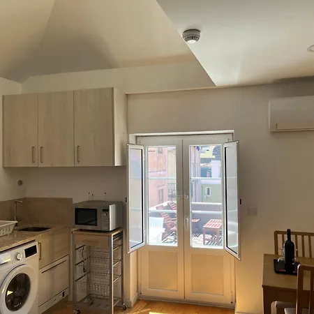 Downtown Retreat Лиссабон