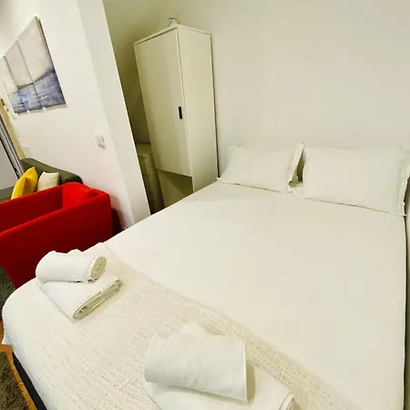 Downtown Retreat Апартаменты