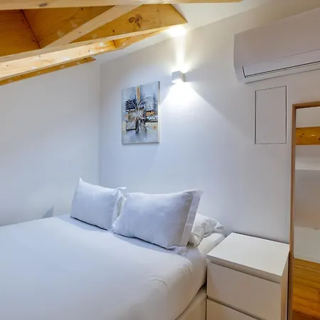 Downtown Retreat Апартаменты