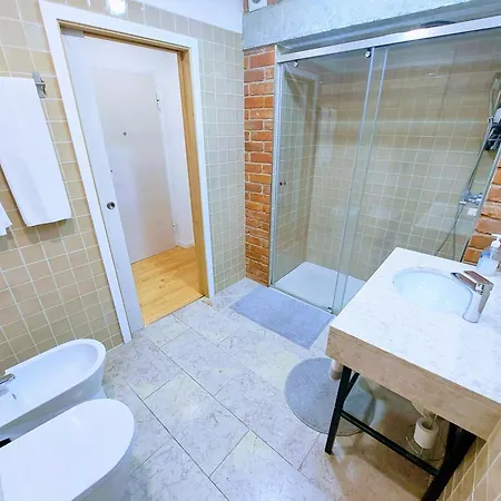 Downtown Retreat Апартаменты *